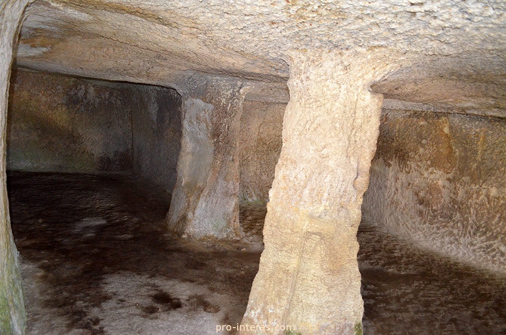 пещеры Чуфут-Кале